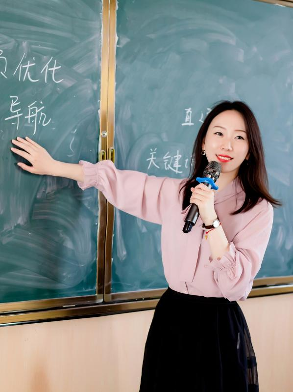 刘小璞副教授简介